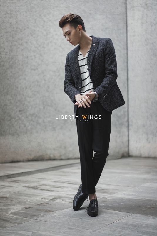 bộ sưu tập vest của liberty wings