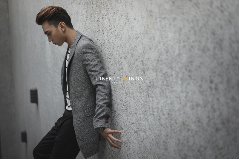 bộ sưu tập vest của liberty wings