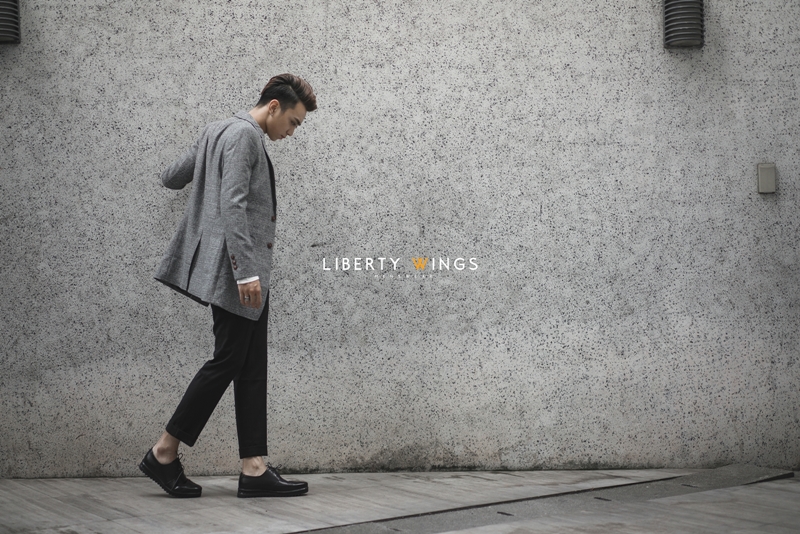 bộ sưu tập vest của liberty wings